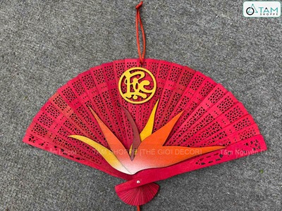 Vòng treo cửa Tết Quạt đỏ hoa Thiên Điểu [Đa dạng chữ - Quạt gỗ] QUAT-08